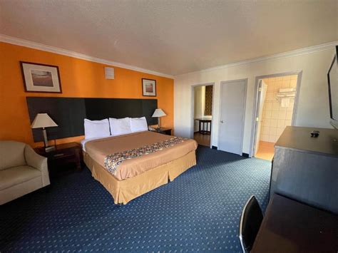 <b>ECONO</b> <b>LODGE</b> INN AND SUITES NEAR FLORIDA MALL - Updated 2022 Prices & Hotel Reviews (Orlando) United States Florida (FL) Central Florida Orlando Orlando Hotels <b>Econo</b> <b>Lodge</b> Inn and Suites Near Florida Mall 729 reviews #333 of 380 hotels in Orlando Save Share 8700 S Orange Blossom Trl, Orlando, FL 32809-7912 Check In — / — / — Check Out — / — / —. . Econo lodge weekly rates